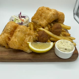 Four Piece Whitefish Basket